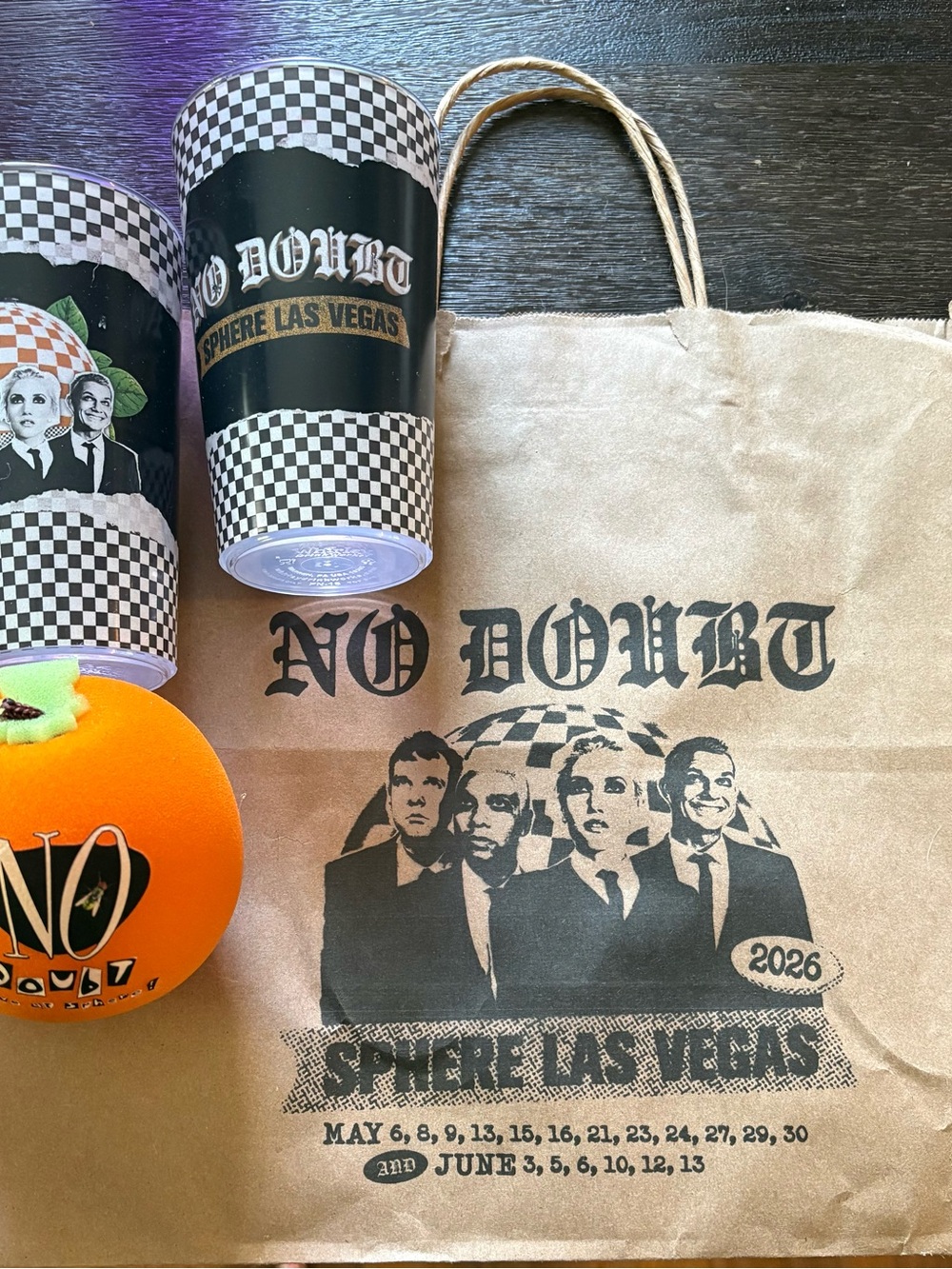No Doubt Sphere orange and cups and bag